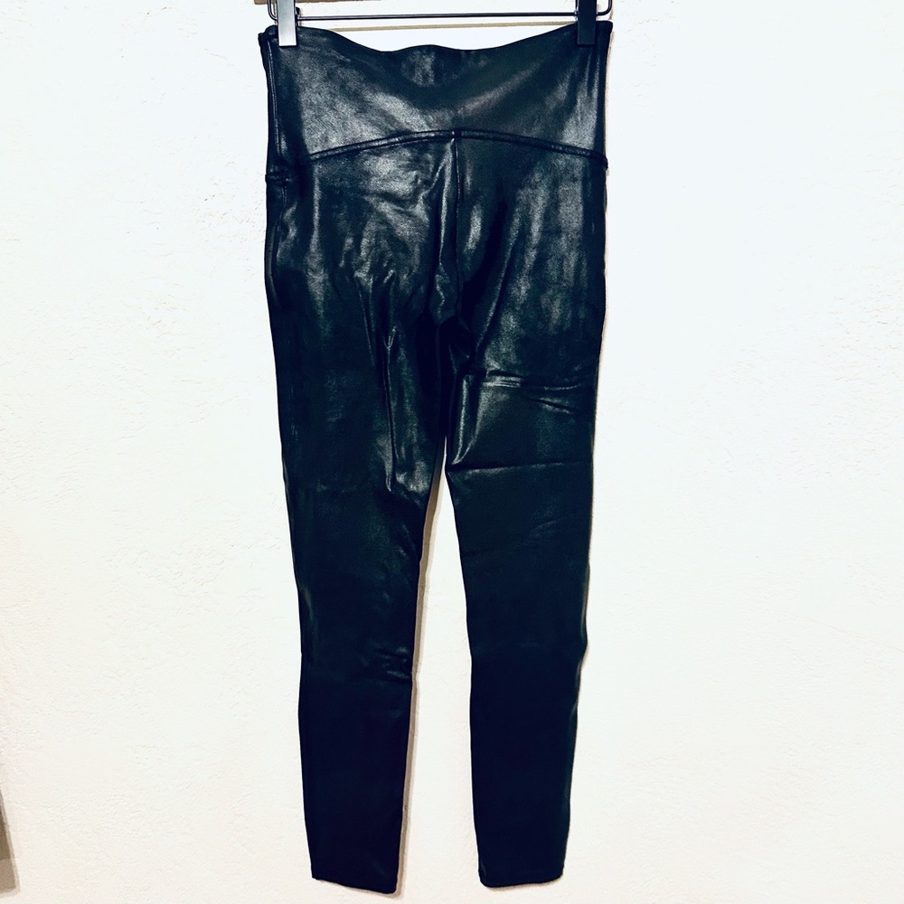 SPANX Faux Leather Shiny Black Leggings size L EUC - Picture 5 of 6